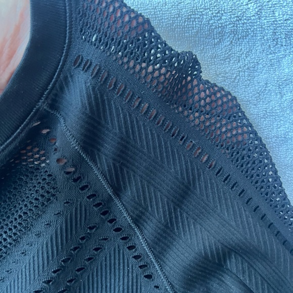 Athleta Mesh Fitted Long Sleeve Top Black Size S - Picture 5 of 7